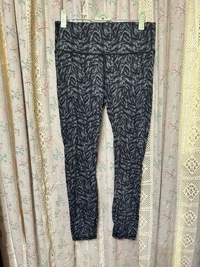 Varley Luna High Rise Leggings Large Gray Black Animal Print EUC